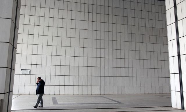 Απώλειες 5,4 δισ. ευρώ από το εισόδημα των νοικοκυριών στο β΄τρίμηνο